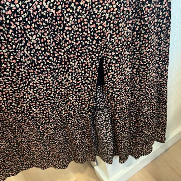 Abercrombie Fall Floral Midi Dress - Picture 3 of 6